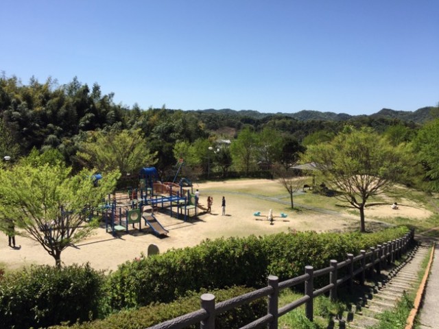 少し登った所からの公園部分